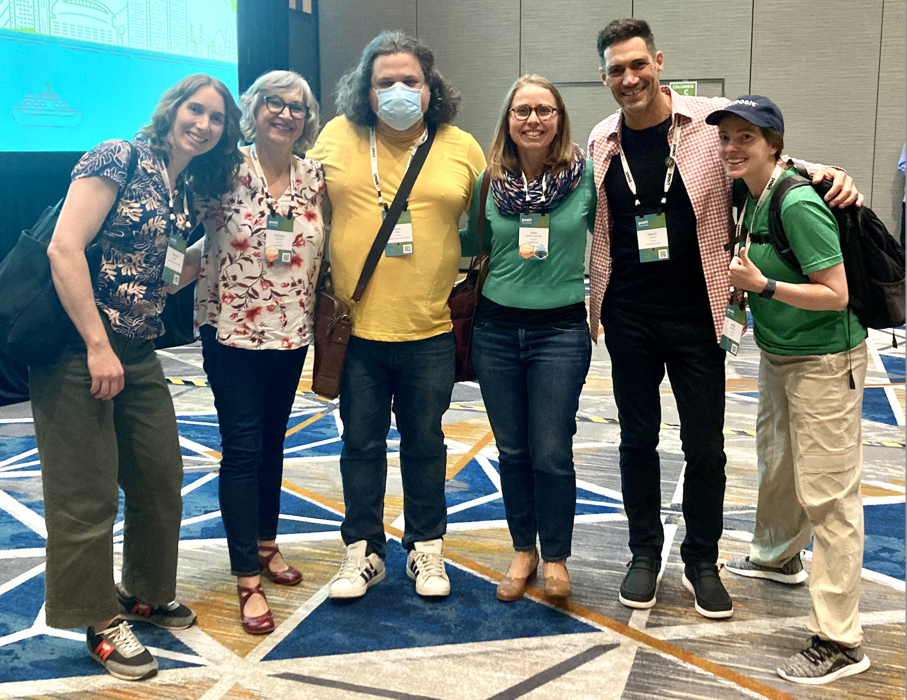 Monica Gerber, Stefanie Butland, Sean Kross, Julia Stewart Lowndes, Kelly O'Briant y Mauro Lepore en la conferencia Posit de 2024 en Seattle, EE. UU.