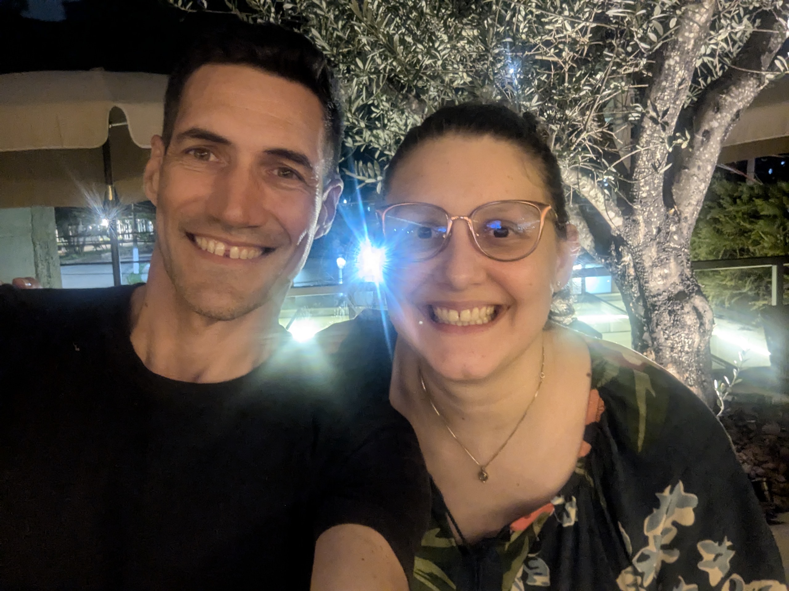 Beatriz Milz y Mauro Lepore después de un café con pastelitos en São Paulo, Brasil en 2025